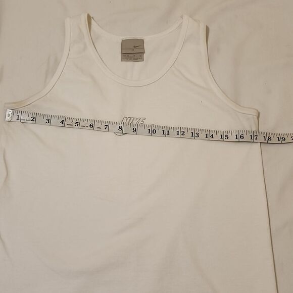 Nike t-shirt size m - Picture 3 of 5